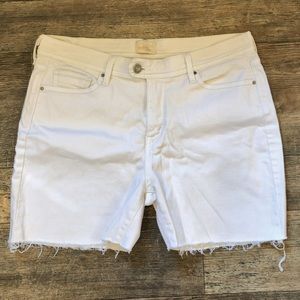 Levi’s white shorts